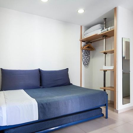 Apartamentos Porta Coeli Castelldefels Εξωτερικό φωτογραφία
