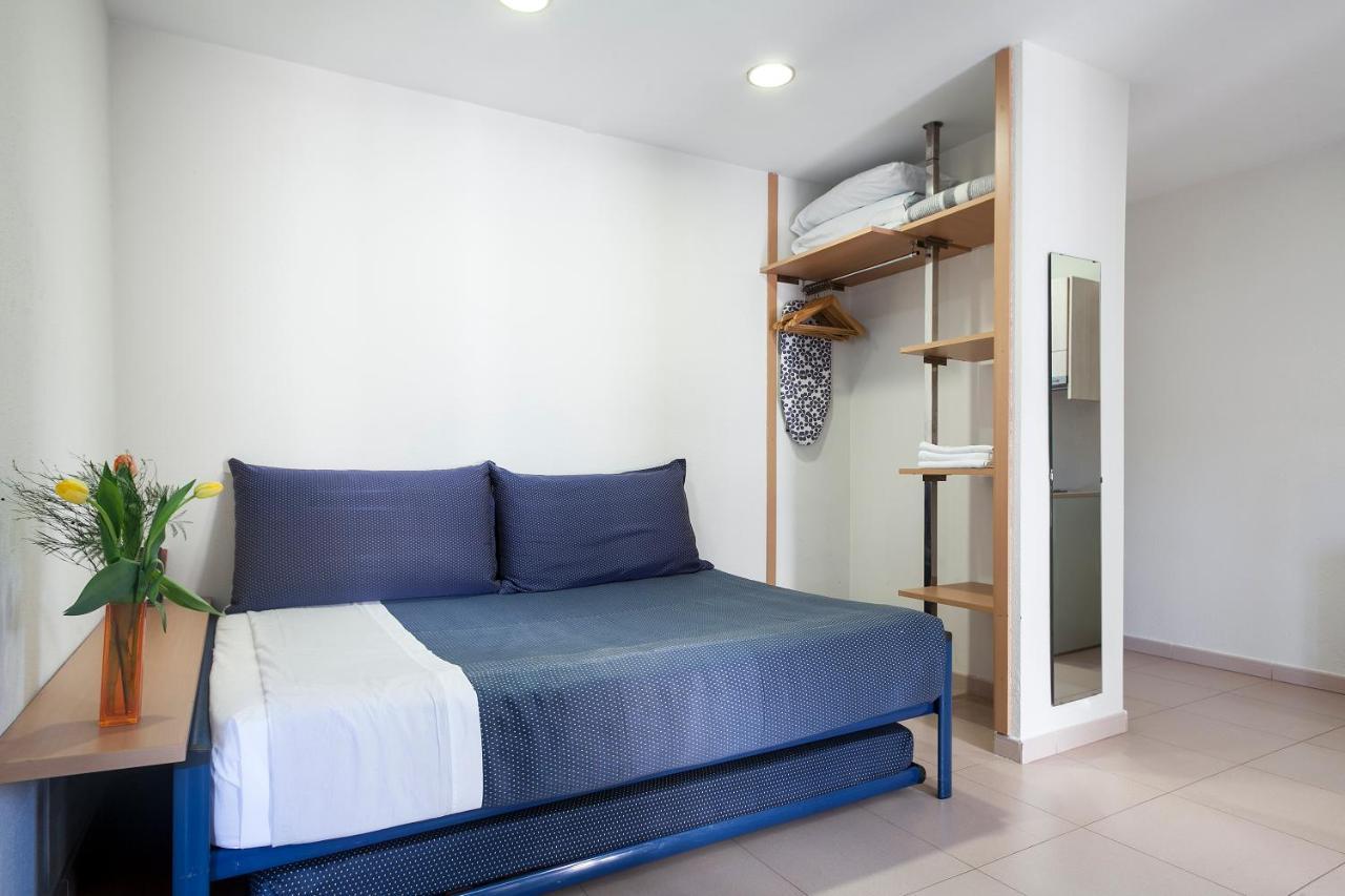 Apartamentos Porta Coeli Castelldefels Εξωτερικό φωτογραφία