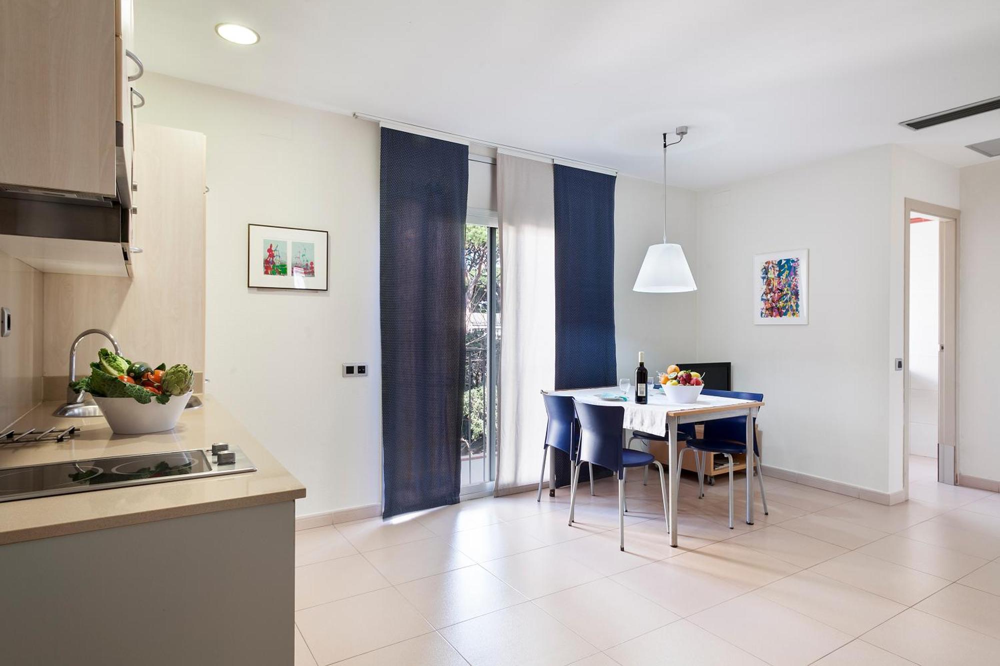 Apartamentos Porta Coeli Castelldefels Εξωτερικό φωτογραφία