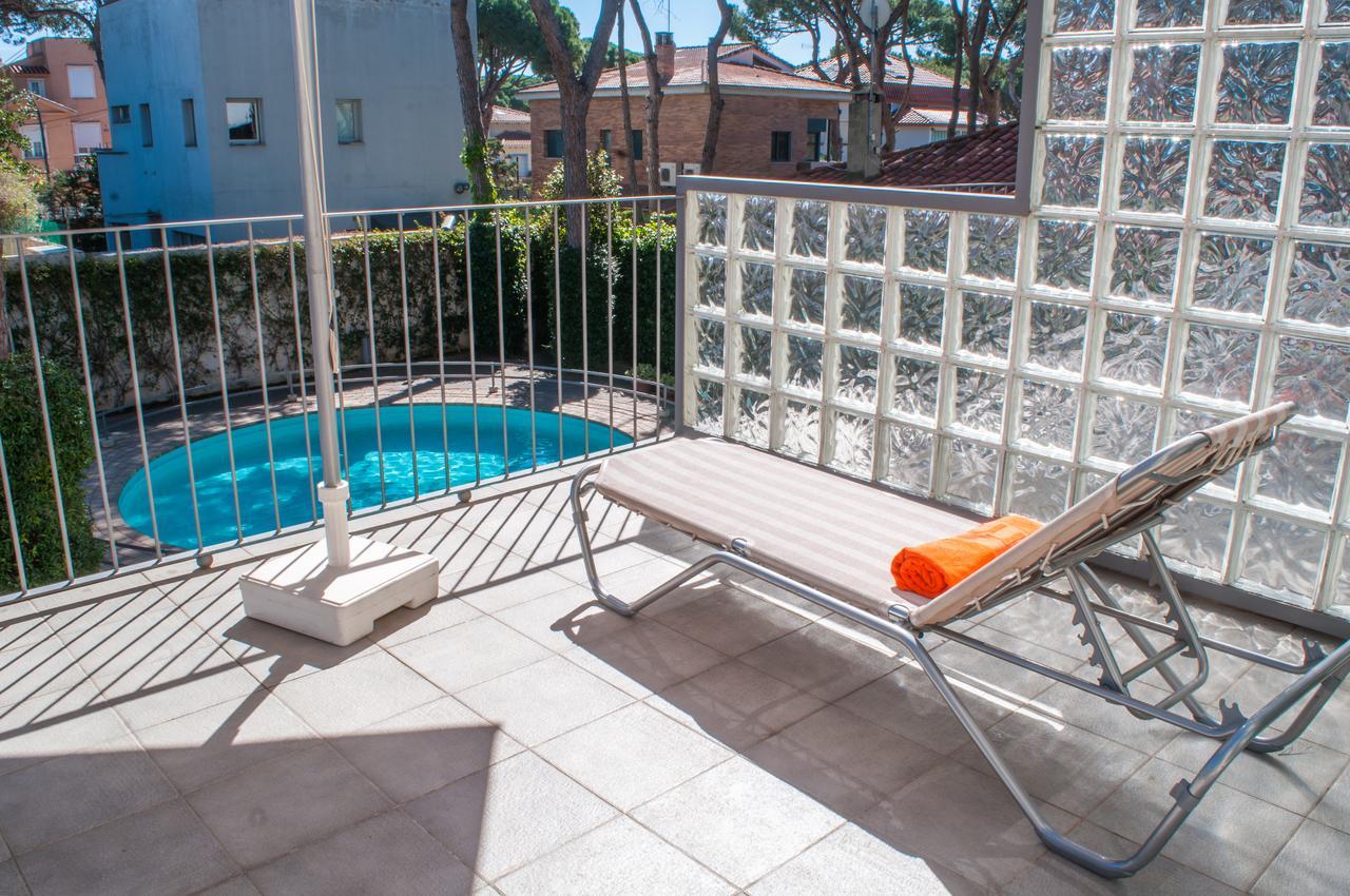 Apartamentos Porta Coeli Castelldefels Εξωτερικό φωτογραφία